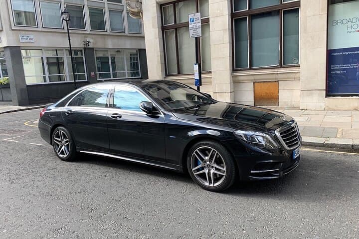 London Heathrow Airport Transfer to Portsmouth Cruise Terminal