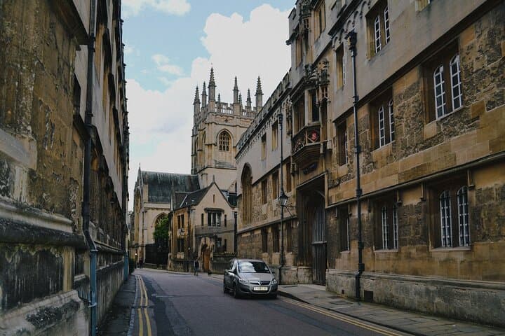 Oxford Self Guided Treasure Hunt & City Exploration Game