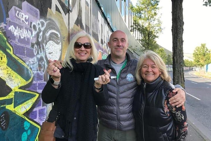 Belfast Murals & Troubles Taxi Tour: "A 2-Hour Political Journey"