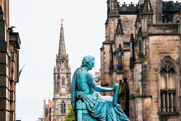 Enlightenment Figure, David Hume and The Tron Kirk