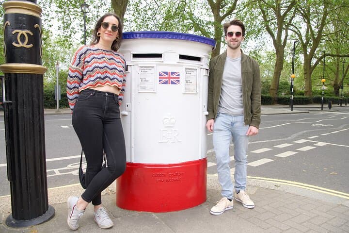 Coronation postbox