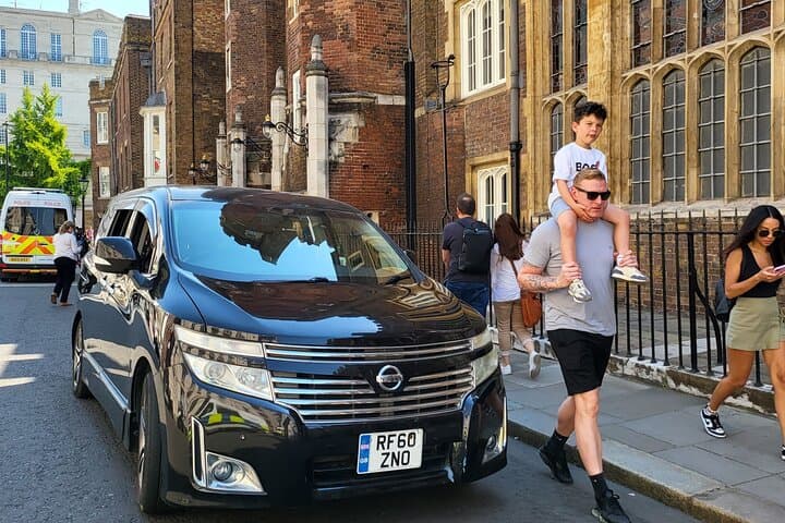 Exciting Private Driving Cotswold Countryside Tour