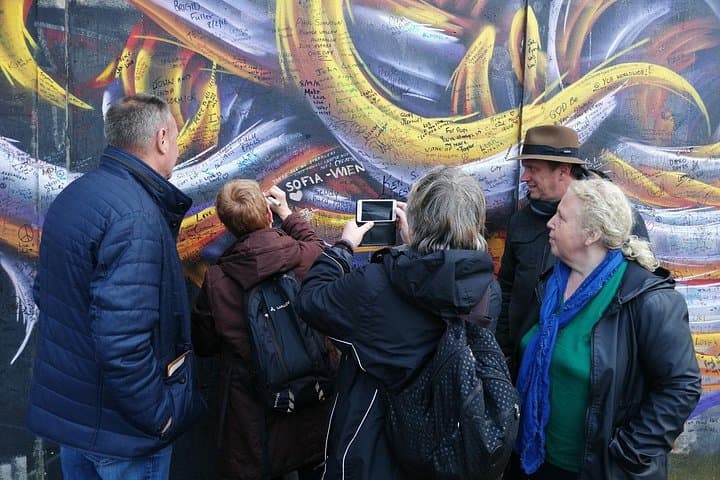 Belfast Murals & Troubles Taxi Tour: "A 2-Hour Political Journey"