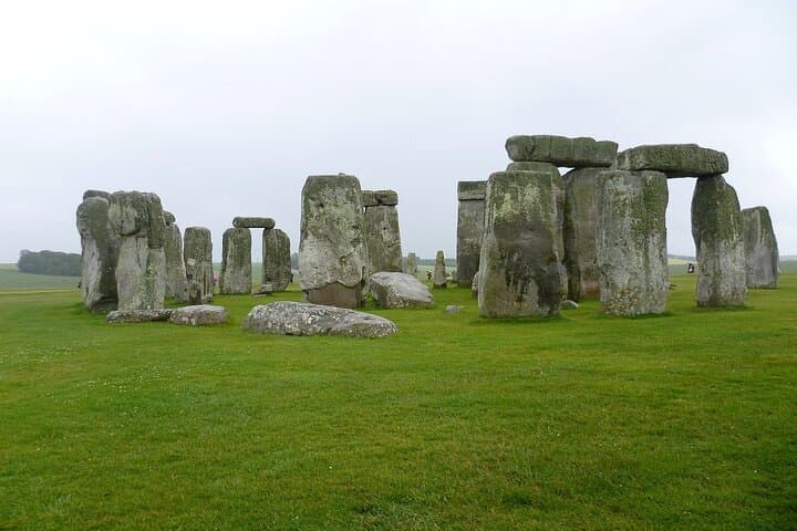 Windsor, Stonehenge Winchester Tour Private with Entry Pass
