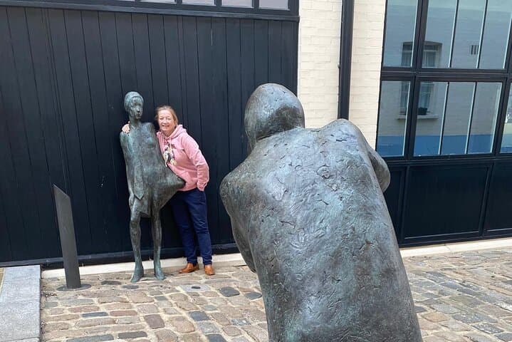 Twiggy in Mayfair
