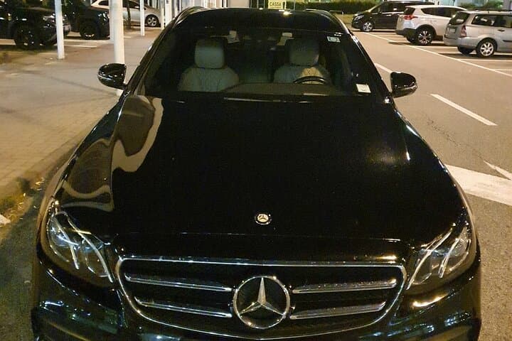 London Heathrow Airport LHR to London -Arrival Private Transfer
