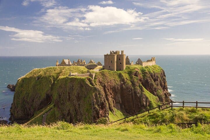 Ancient Scotland & Nature: Full Day Private Tour from Aberdeen
