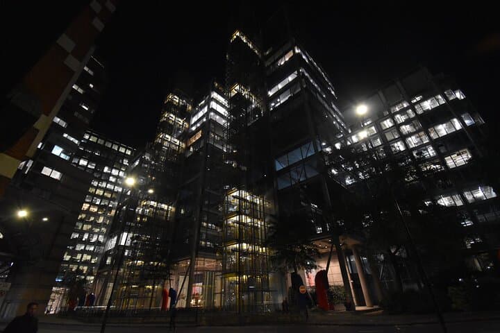 Experience to scary side of London as you roam through the city streets at night taking in the old and the new.