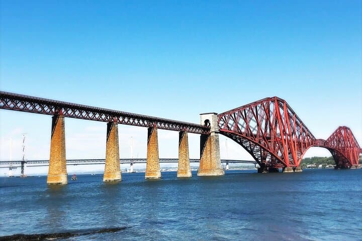 Private Scotland Tour: St Andrews, Stirling & Four Historic Towns