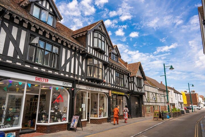 Private Literary Walking Tour in Canterbury Cultural Heritage