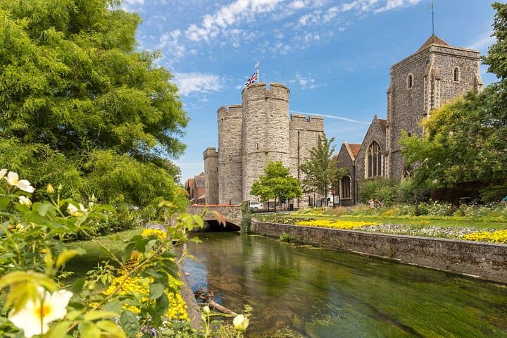 Private Literary Walking Tour in Canterbury Cultural Heritage