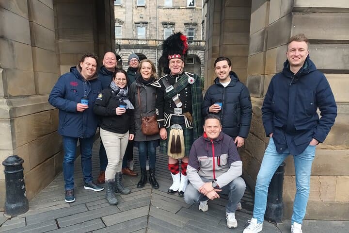 3 Hours Edinburgh City Highlights Private Walking Tour