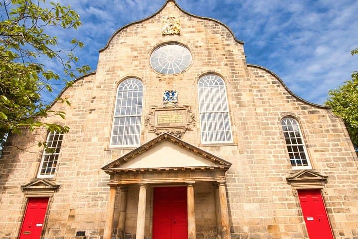 Private audiobook city rally in Edinburgh's Old Town