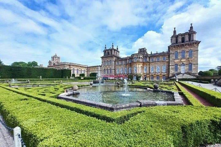 Blenheim Palace gardens