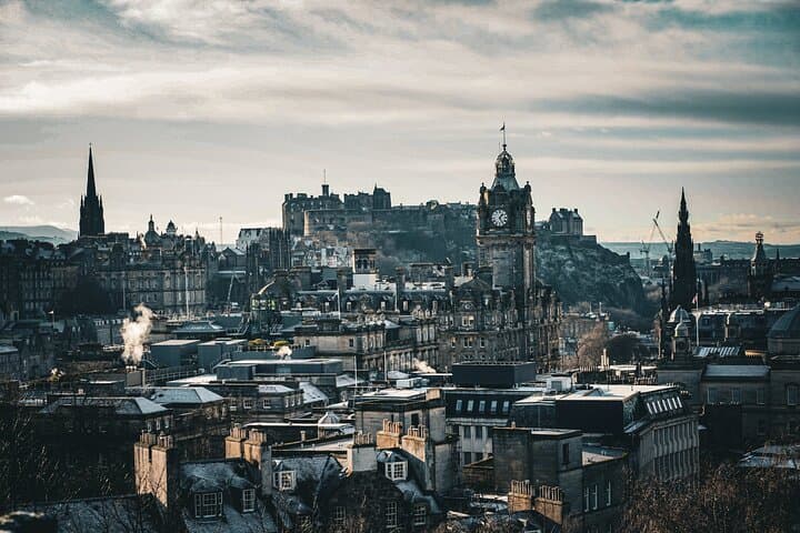 Edinburgh Enchantment 3 hour Private Walking Experience