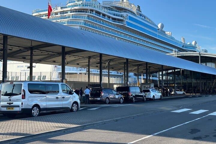 Private Transfer from Southampton Port to London Luton Airport