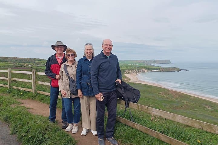 Giants Causeway Tour from Belfast in Luxury 7-seat Vehicle