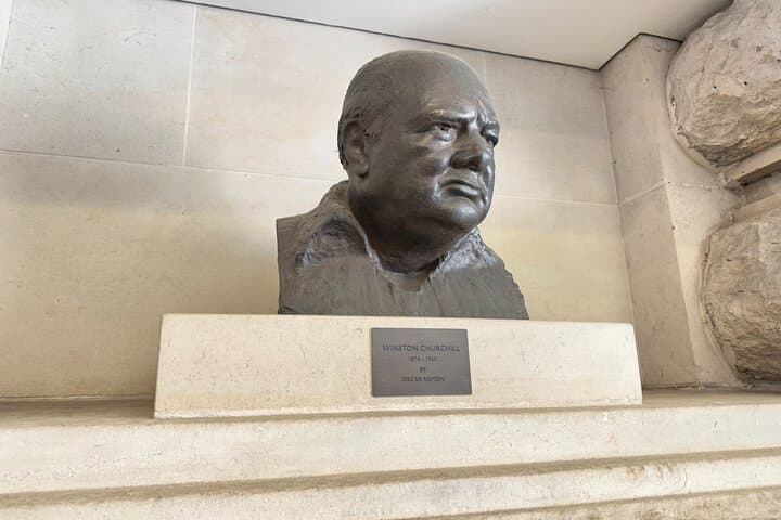 Private Churchill War Rooms and London Westminster Walking Tour