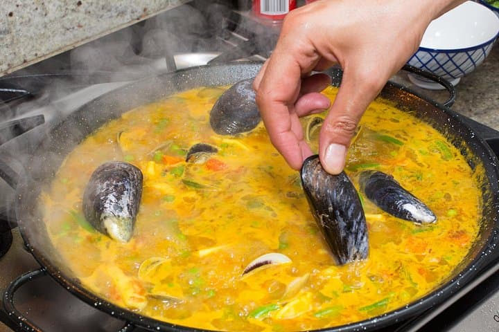 Authentic Paella and Churros Cooking Class in Bristol