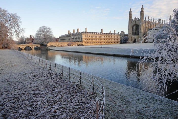 Private Transfer from London to Cambridge with Local Driver