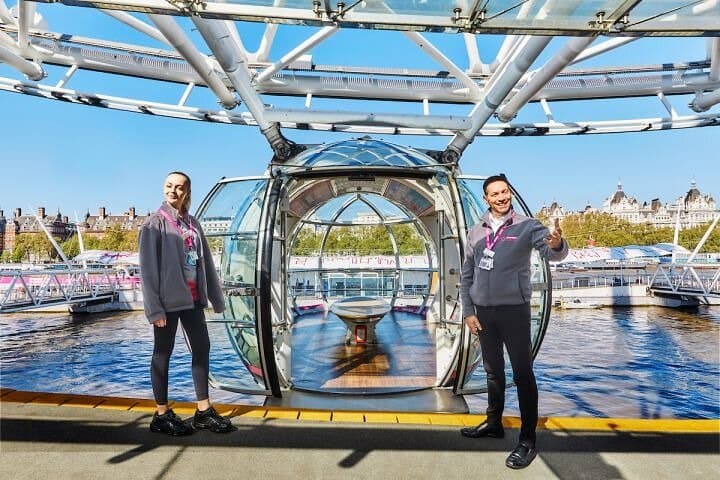 Westminster Private Walking Tour & London Eye Ticket