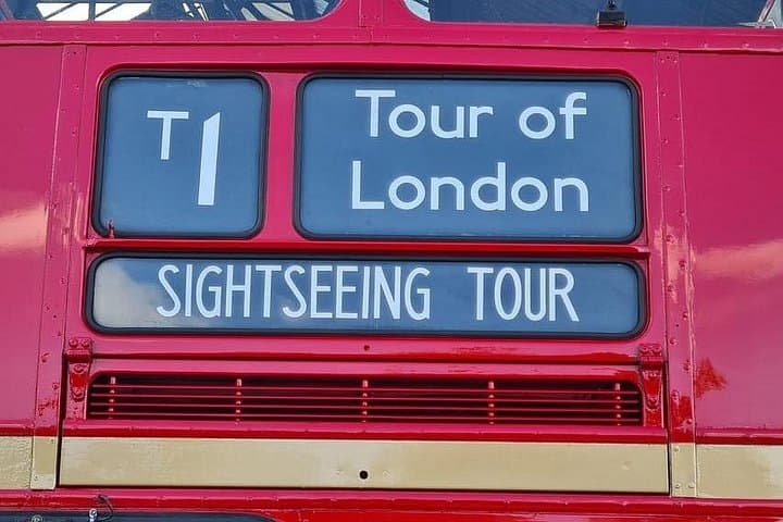London: Guided Sightseeing Tour on a Vintage Open-Top Bus