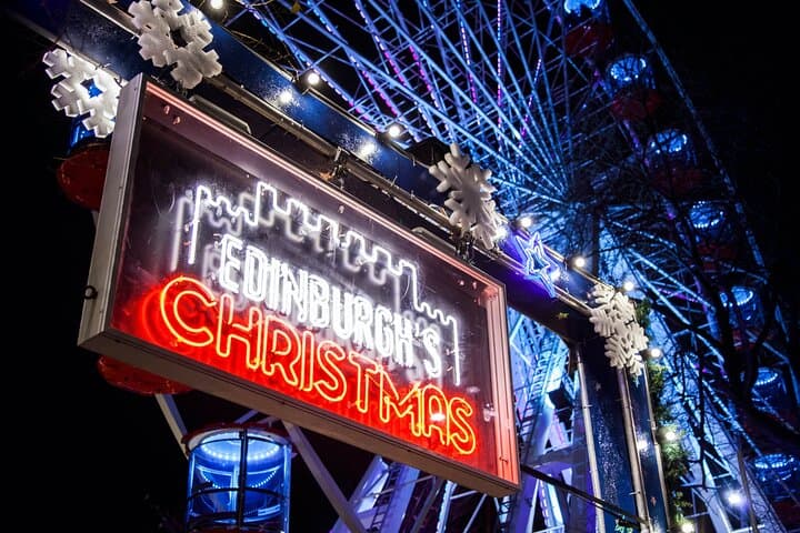 Edinburgh Winter Festivals Private Tour in a Premium Minivan