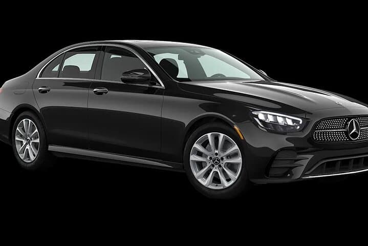 Private Transfer City Centre To or From London Gatwick Airport