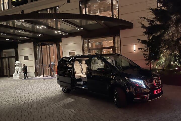 Luxury Airport Transfers in London