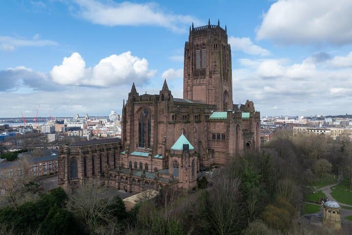 Private Liverpool Day Tour: Beatles Highlights & City Sights