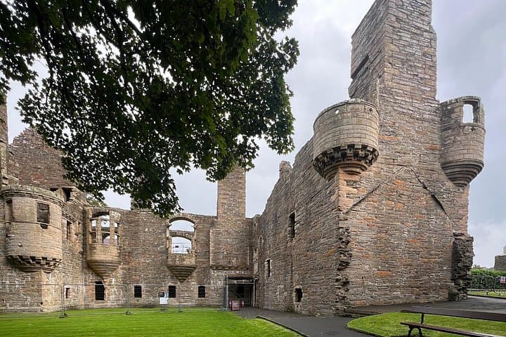 Earls Palace