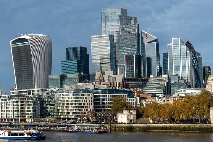 A Self-Guided Tour of London: The World’s Commercial Capital