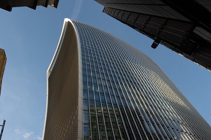 A Self-Guided Tour of London: The World’s Commercial Capital