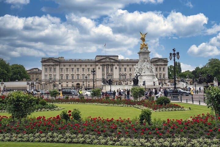 World-Famous Buckingham Palace