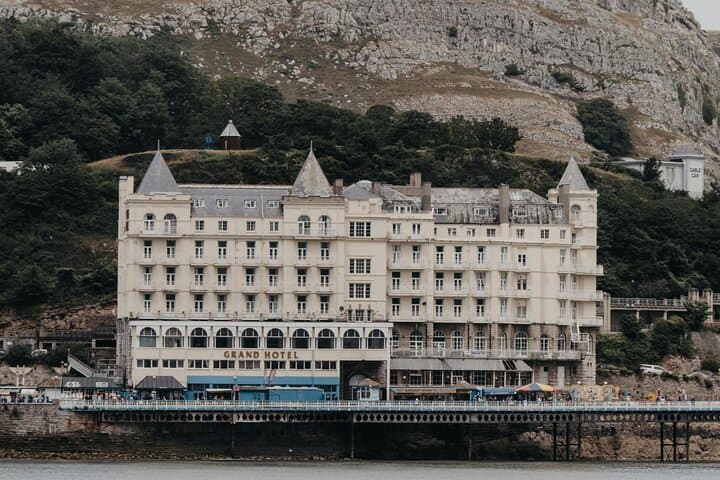 Discover North Wales 10-Hour Sightseeing Tour from Manchester