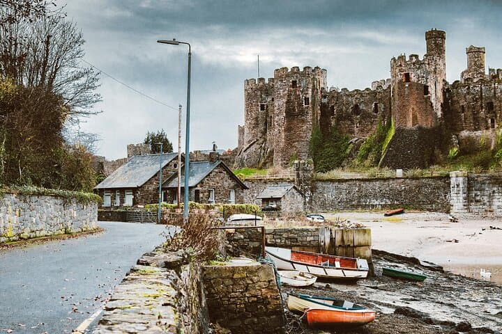 Discover North Wales 10-Hour Sightseeing Tour from Manchester