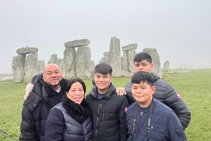 Stonehenge and Bath Private Car with Driver Guide
