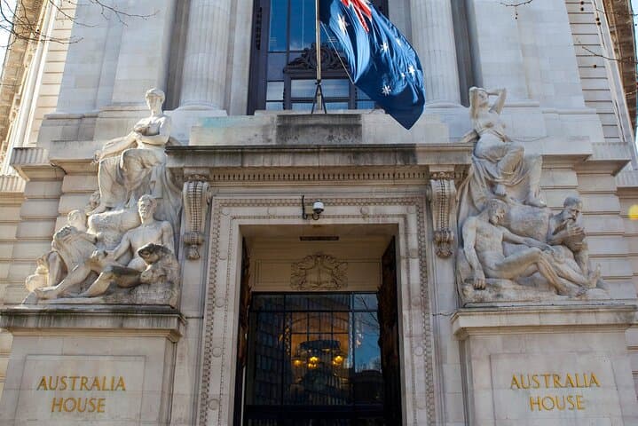 Australian Heritage in London: Private 4-Hour Tour in a Black Cab