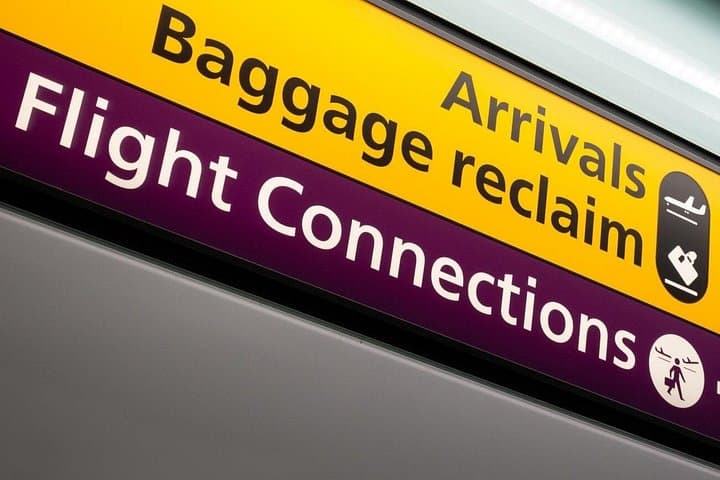 Heathrow Airport–London Private Transfer with Meet & Greet