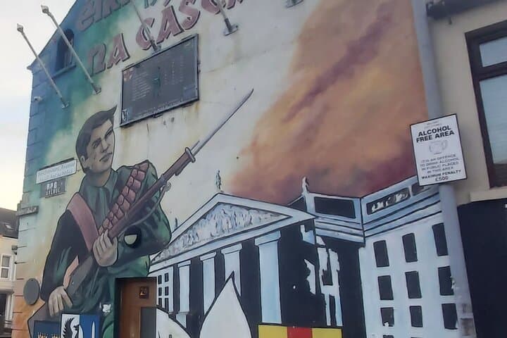Belfast Political Conflict and Murals Tour