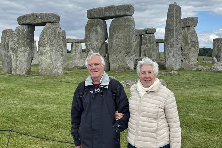 Windsor Castle and Stonehenge Self Guided with Chauffeur