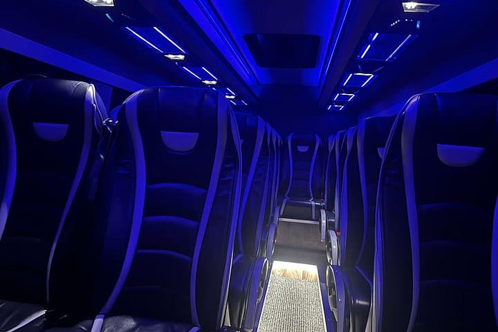 Private Transfer from London Heathrow Airport to Southampton Port