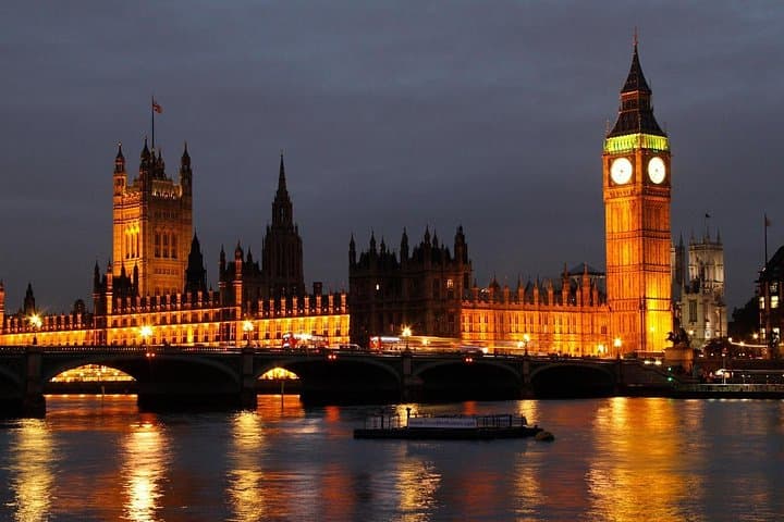 St Pancras Private Transfers To and From Central London