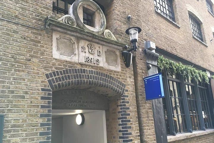 Secrets of South Bank: An Audio Tour of London's Old Port