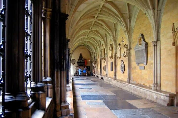 Westminster Abbey private guided tour with expert guide