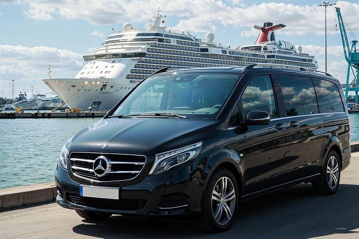 Southampton to Gatwick Private Taxi Transfers