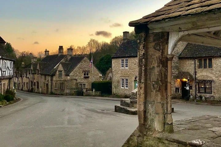 Private Tour of Stonehenge, Bath and Castle Combe.