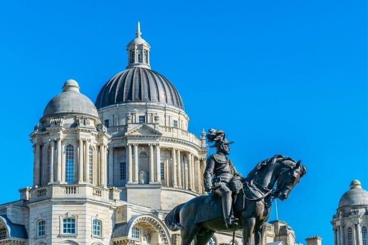 Private Early Bird Tour Liverpool City Intro & Beatles Highlights