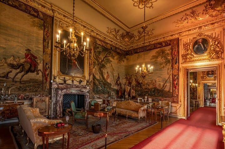 Blenheim Palace Day Trip with Admission