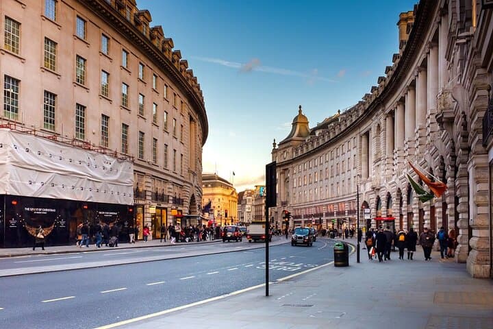 Private Full Day Tour of London with Tickets to Monuments